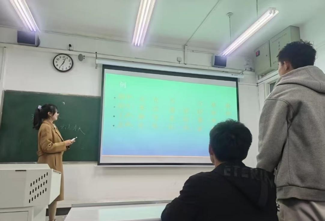 e98587332b6a42e69cb7f1bcf31844de.jpg e98587332b6a42e69cb7f1bcf31844de.jpg